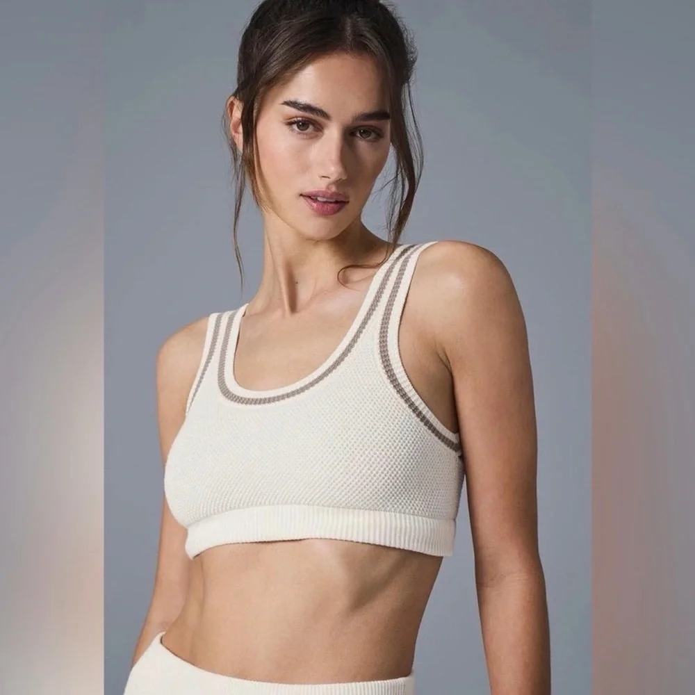 Alo Yoga Tennis Club Sweater Knit Bra Ivory Gravel Size x Small NWOT